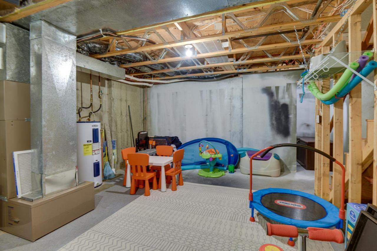 Holiday home Family-friendly With Pool Access!