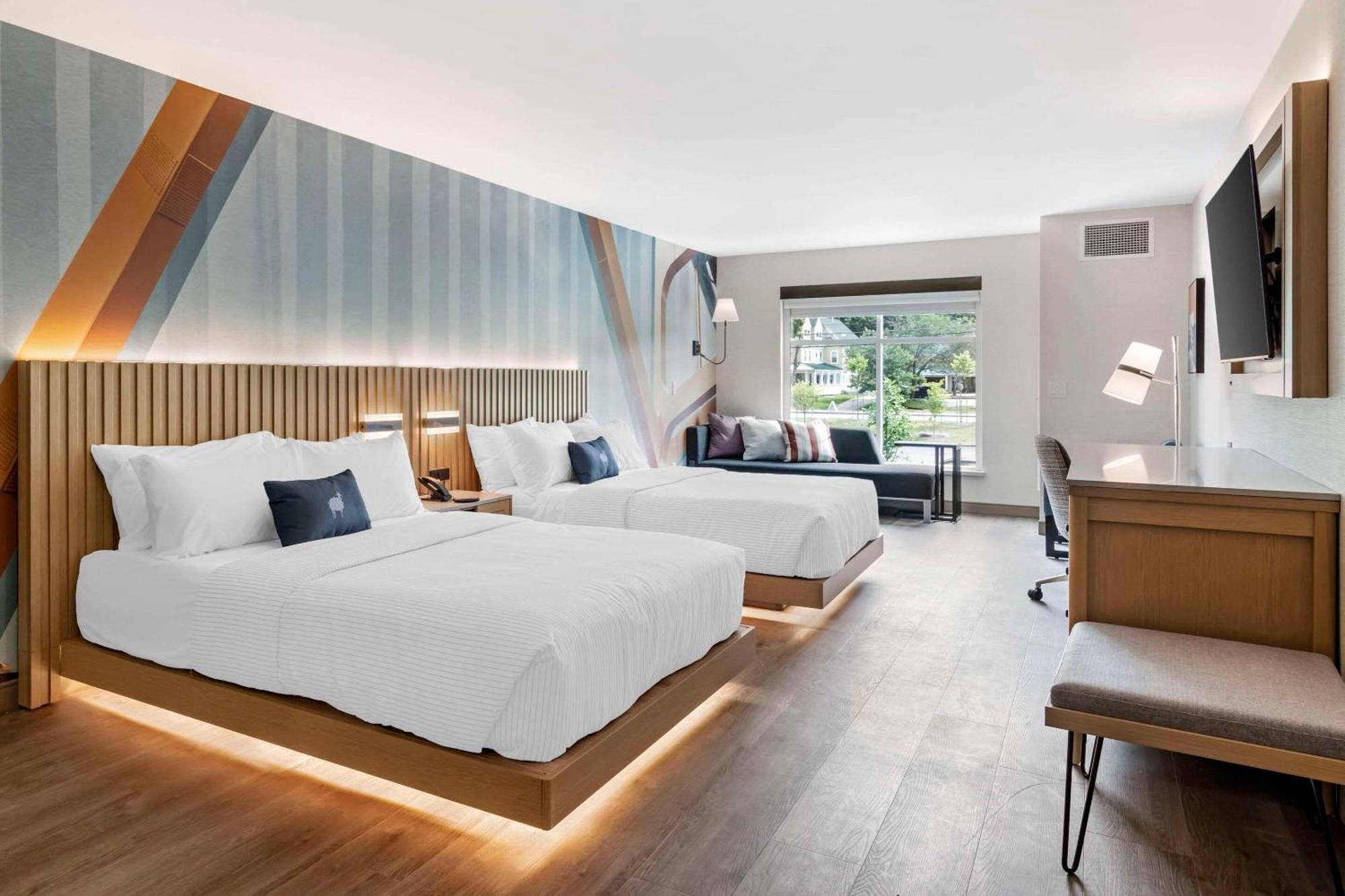 Hotel Cambria