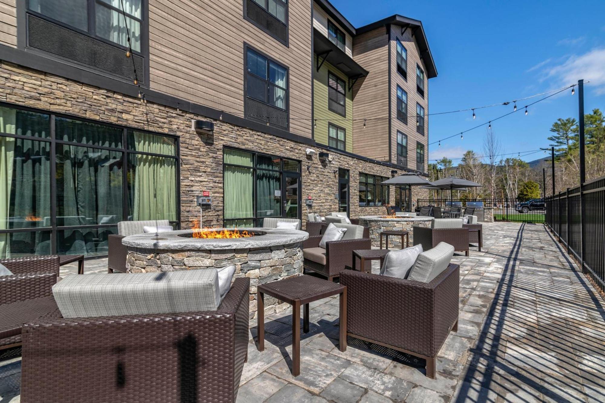Fairfield By Marriott &