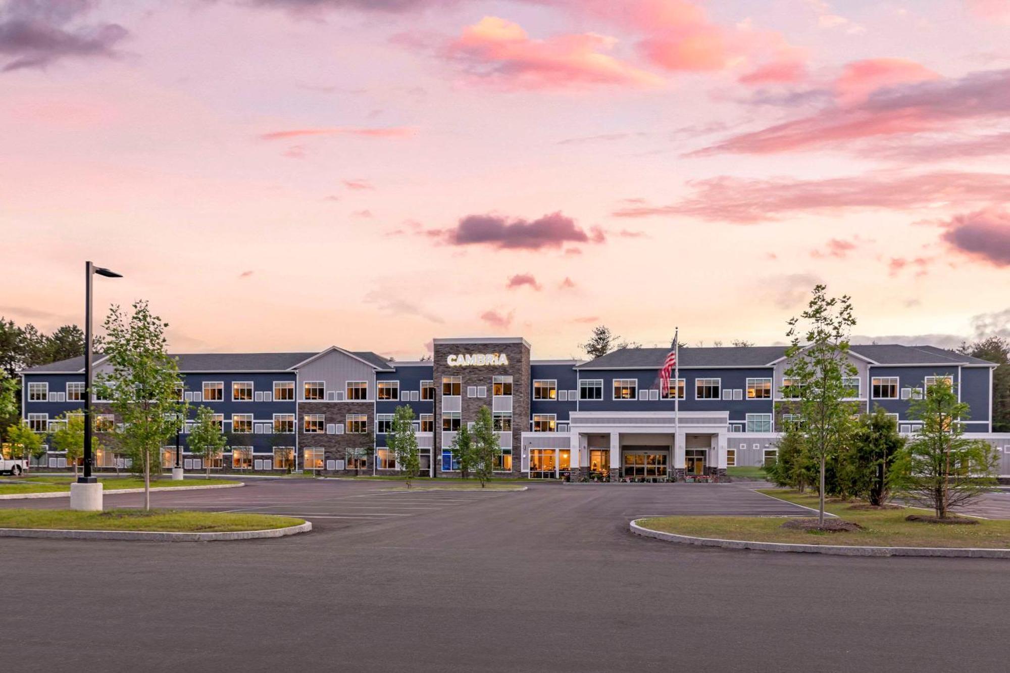 Hotel Cambria