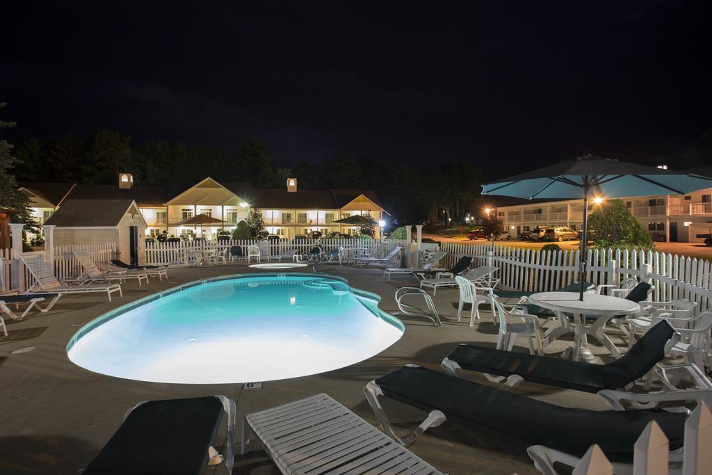 Golden Gables Motel 3*