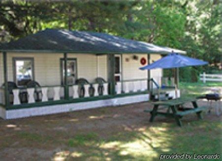 Perry's And Motel North Conway