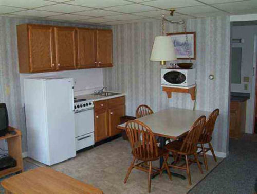 Inn Forest Glen 2*