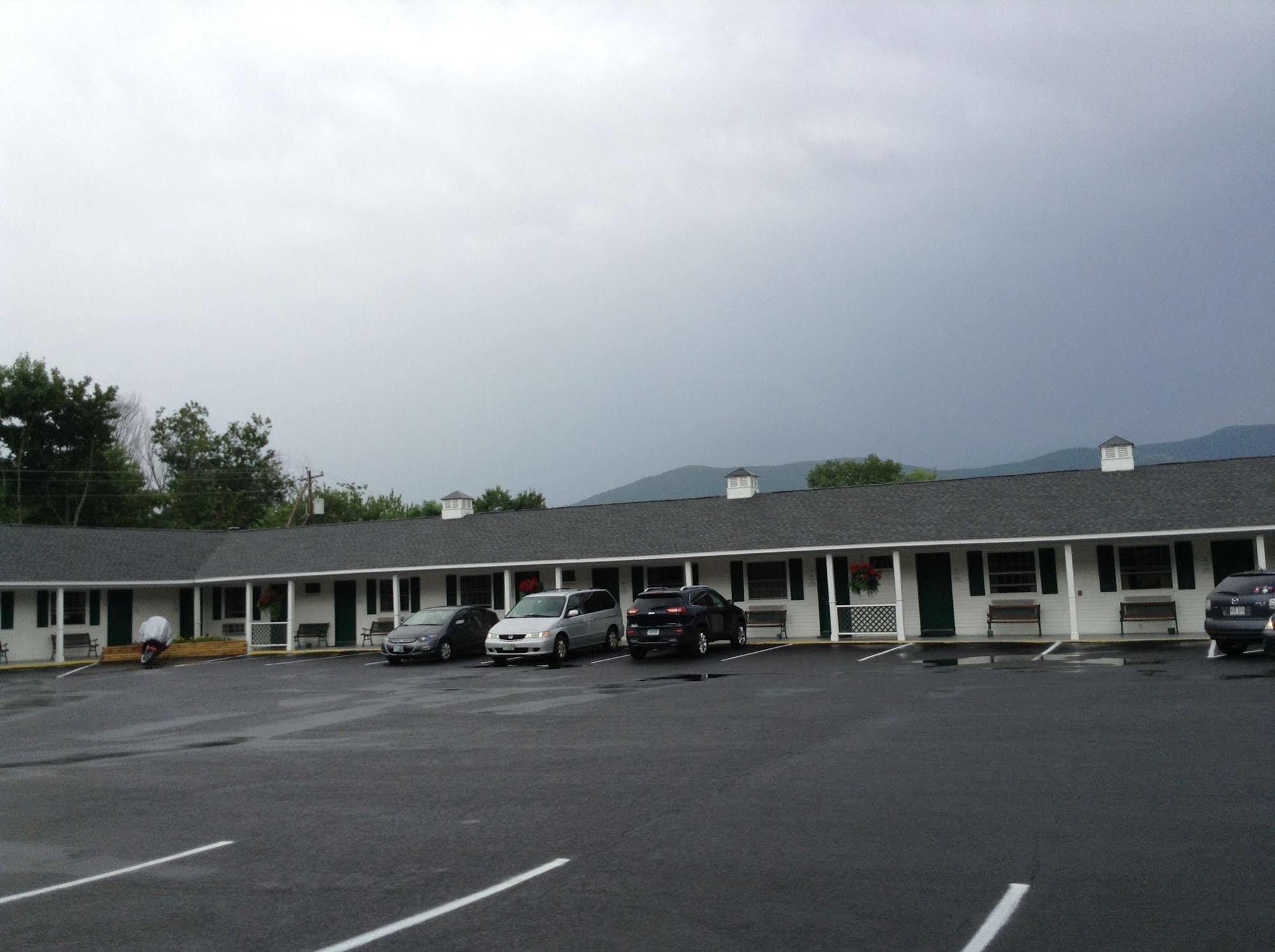 Briarcliff Motel