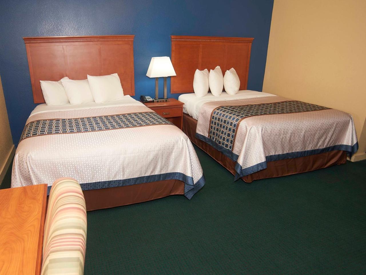Inn Swiss Village 2*