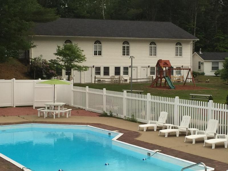 Merrill Farm 3* North Conway